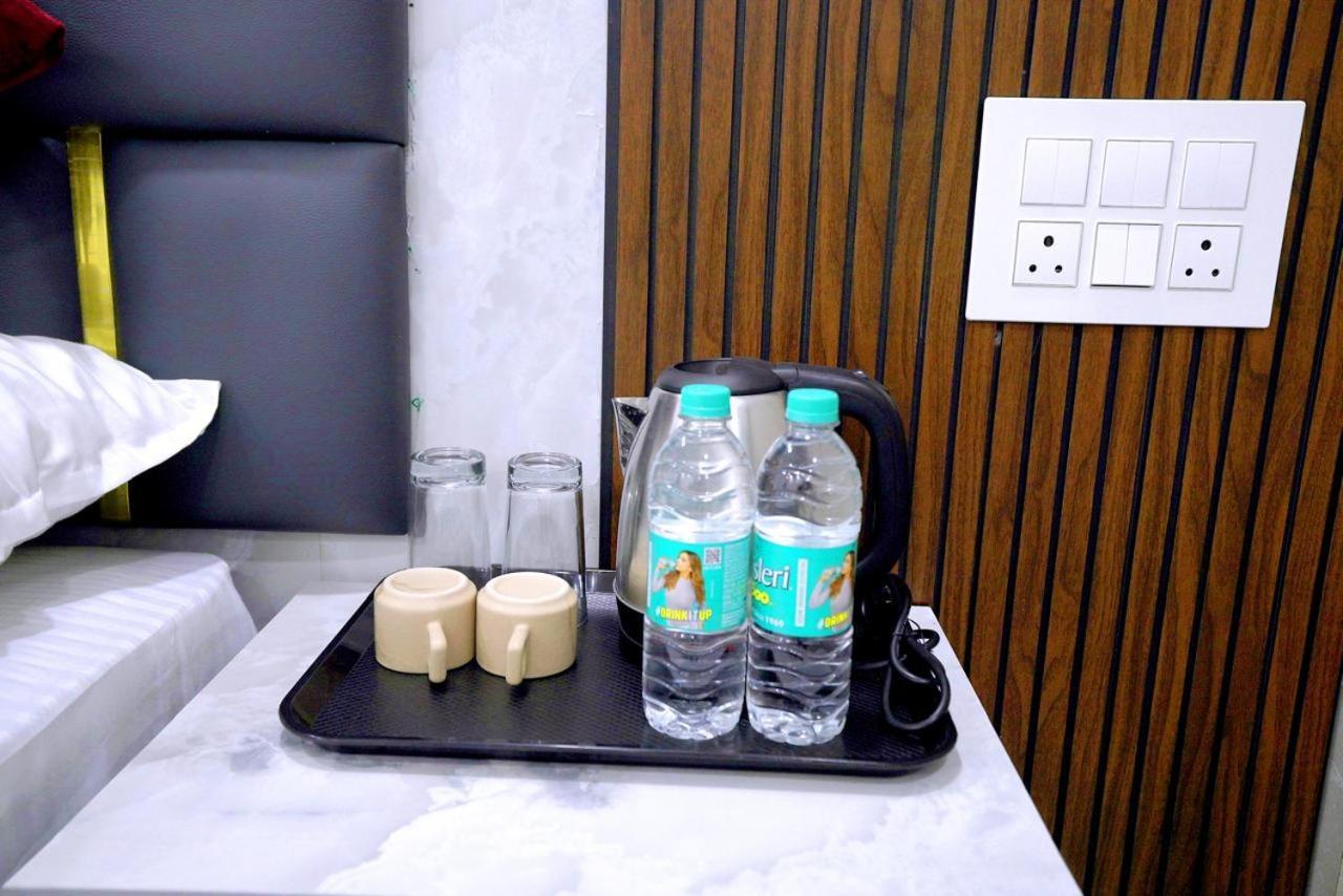 העיר בנגלור Hotel Sky Blue And Suites מראה חיצוני תמונה
